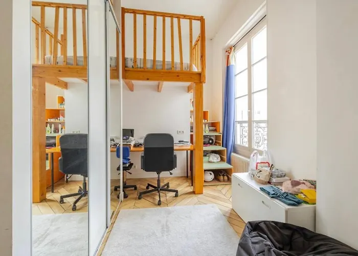 !!!! Only Airbnb !!!!! Private In Center - Shared *